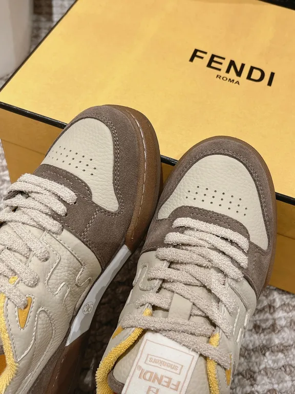 Fendi Shoe 